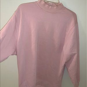 oversized sweatshirt turtleneck